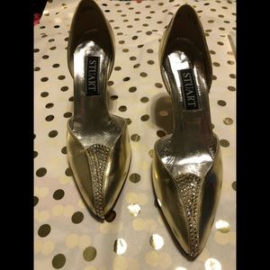 Rhinestone Stuart Weitzman & Co.,  leather shoes. Made in Spain. Never worn SZ 7